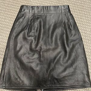 Vakko leather skirt size 6